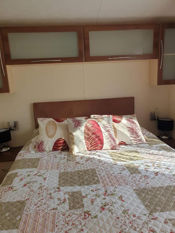 La Chanterie Agreable Mobil-Home Residentiel Normand Saint-Pair-sur-Mer Bagian luar foto